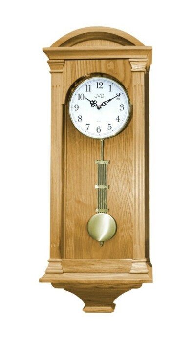 Horloges mécaniques anciennes avec carillon. Vedette.